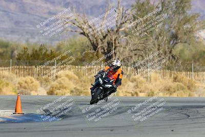 media/Jan-08-2022-SoCal Trackdays (Sat) [[1ec2777125]]/Turns 1 and 2 Exit (1130am)/